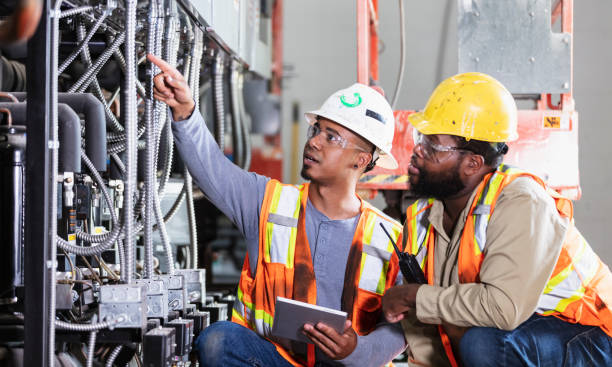 Best Affordable Emergency Electrician  in Central Islip, NY